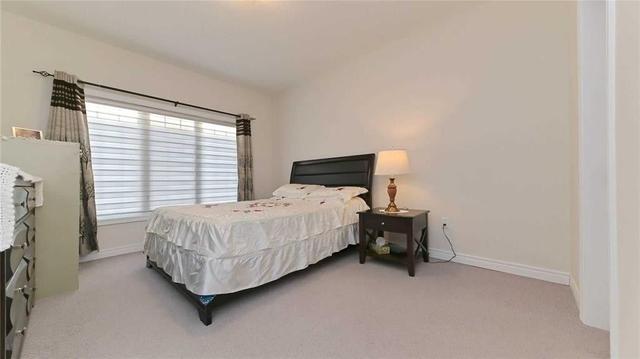 44 Lobelia St, Condo with 2 bedrooms, 3 bathrooms and 4 parking in Brampton ON | Image 14