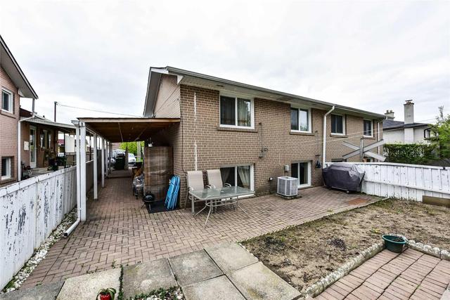 46 Frankton Cres, House semidetached with 4 bedrooms, 2 bathrooms and 5 parking in Toronto ON | Image 20