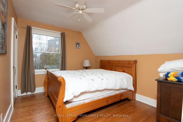 403 Macdonnell St, House detached with 3 bedrooms, 1 bathrooms and 3 parking in Kingston ON | Image 7