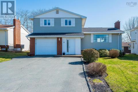 8 Sea King Drive, House detached with 4 bedrooms, 1 bathrooms and null parking in Halifax NS | Card Image