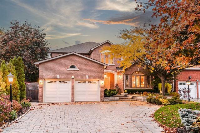 18 Quantz Crt, House detached with 4 bedrooms, 5 bathrooms and 10 parking in Markham ON | Image 1