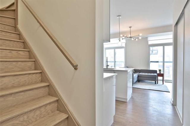 Th10 - 51 Florence St, Townhouse with 2 bedrooms, 2 bathrooms and 1 parking in Toronto ON | Image 9