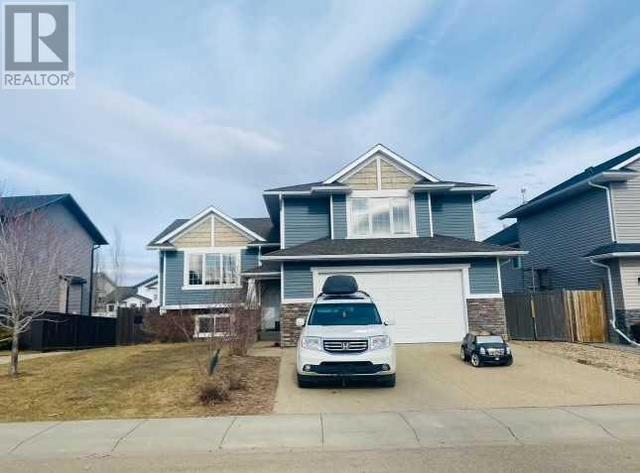 21 Estella Crescent, House detached with 4 bedrooms, 3 bathrooms and 2 parking in Lacombe AB | Image 1