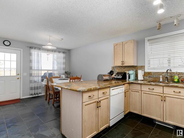 835 Blacklock Wy Sw, House detached with 4 bedrooms, 2 bathrooms and null parking in Edmonton AB | Image 8