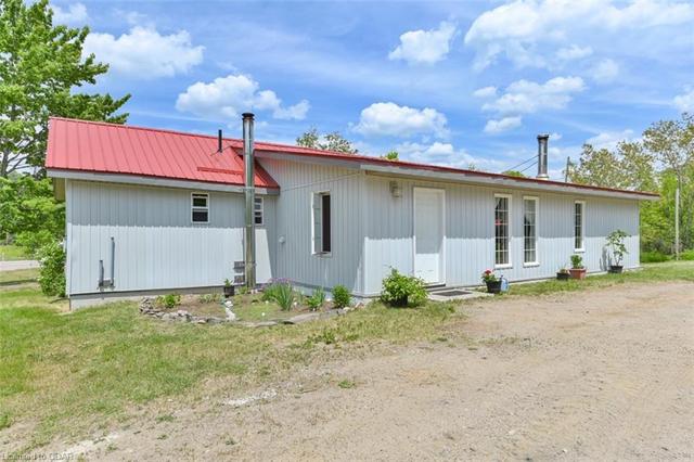113456 Highway 7, House detached with 3 bedrooms, 2 bathrooms and 13 parking in Addington Highlands ON | Image 24