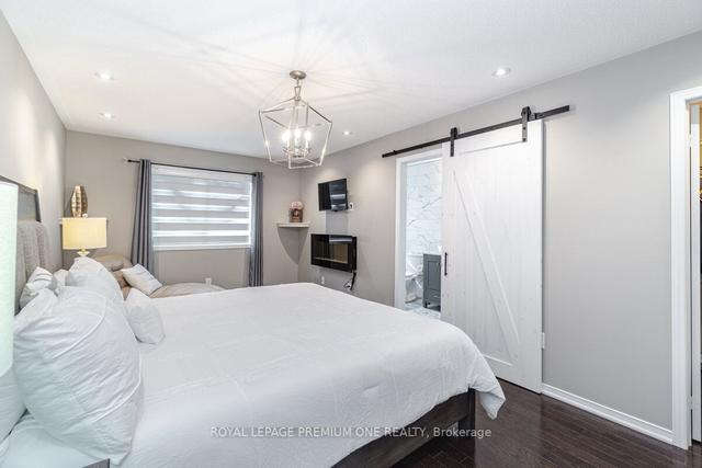 120 Keystar Crt, House attached with 3 bedrooms, 3 bathrooms and 3 parking in Vaughan ON | Image 10