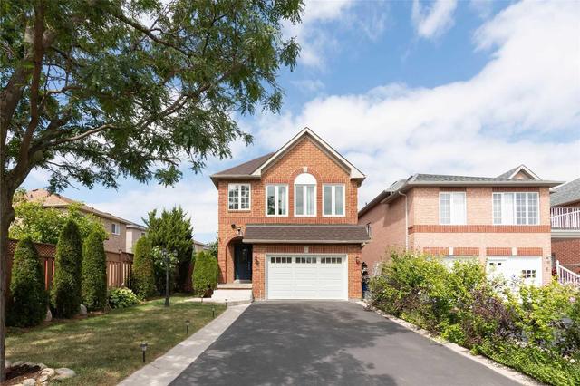 4 Shallimar Crt, House detached with 4 bedrooms, 4 bathrooms and 4 parking in Brampton ON | Image 4