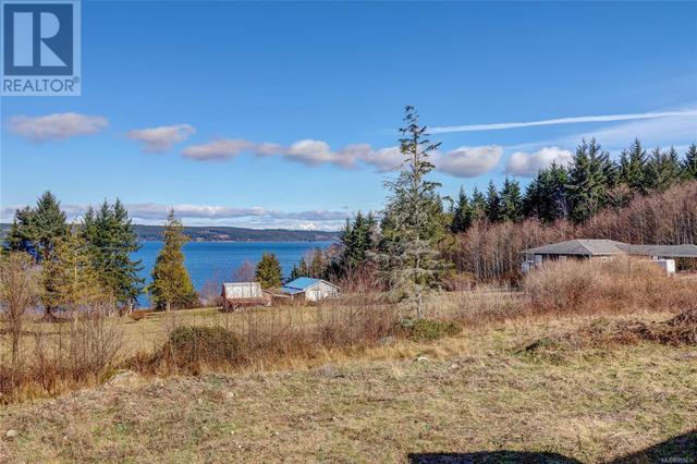 850 Lanqvist Rd, House detached with 3 bedrooms, 2 bathrooms and 6 parking in Mount Waddington C BC | Image 29