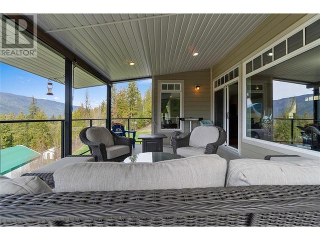 8097 Seed Road, House detached with 5 bedrooms, 4 bathrooms and 4 parking in North Okanagan F BC | Image 30