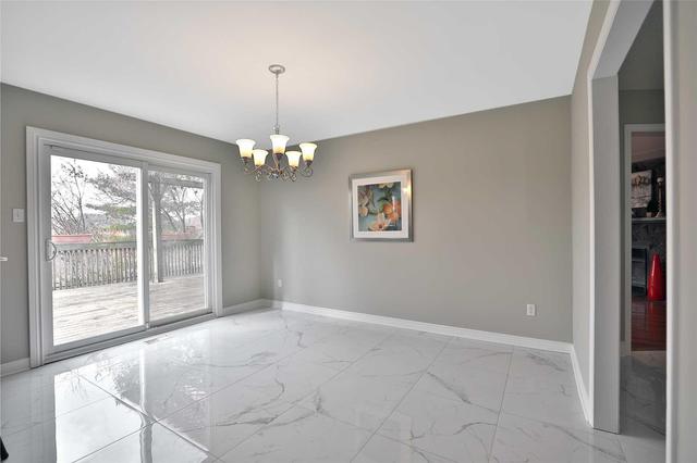 1206 Kings College Dr, House detached with 5 bedrooms, 4 bathrooms and 2 parking in Oakville ON | Image 6