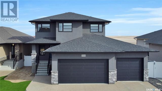1644 Maple Hill Crescent N, House detached with 3 bedrooms, 3 bathrooms and null parking in Regina SK | Image 1