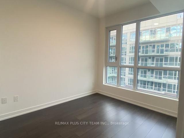 622 - 150 Logan Ave, Condo with 1 bedrooms, 2 bathrooms and 0 parking in Toronto ON | Image 11
