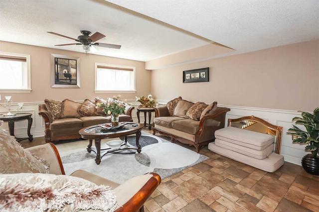 6050 Crimson Dr, House detached with 3 bedrooms, 2 bathrooms and 3 parking in Niagara Falls ON | Image 17