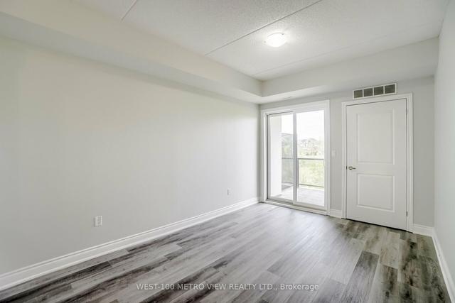 105 - 640 Sauve St, Condo with 2 bedrooms, 2 bathrooms and 1 parking in Milton ON | Image 2