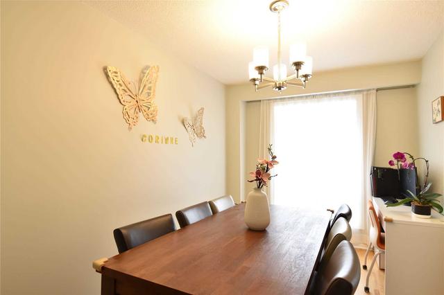 14 Tangle Briar Way, Townhouse with 3 bedrooms, 3 bathrooms and 2 parking in Toronto ON | Image 12