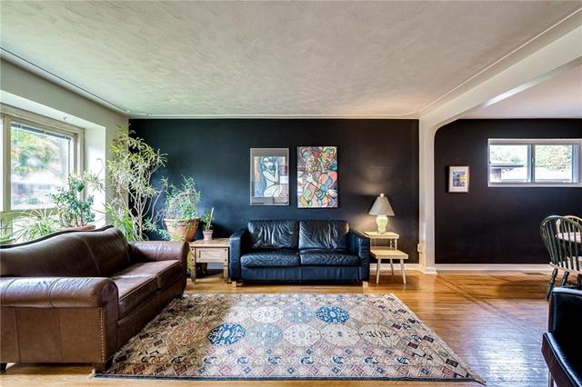 164 West 19th Street, House detached with 2 bedrooms, 1 bathrooms and 3 parking in Hamilton ON | Image 8