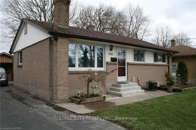 1911 Crystal Cres, House detached with 3 bedrooms, 2 bathrooms and 7 parking in London ON | Image 12