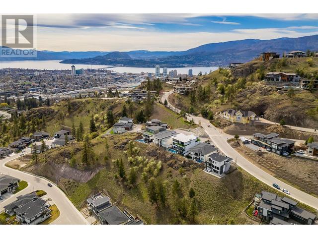 737 Highpointe Drive, House detached with 4 bedrooms, 3 bathrooms and 5 parking in Kelowna BC | Image 9