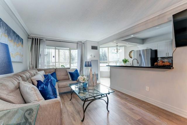 206 - 7805 Bayview Ave, Condo with 2 bedrooms, 2 bathrooms and 1 parking in Markham ON | Image 3