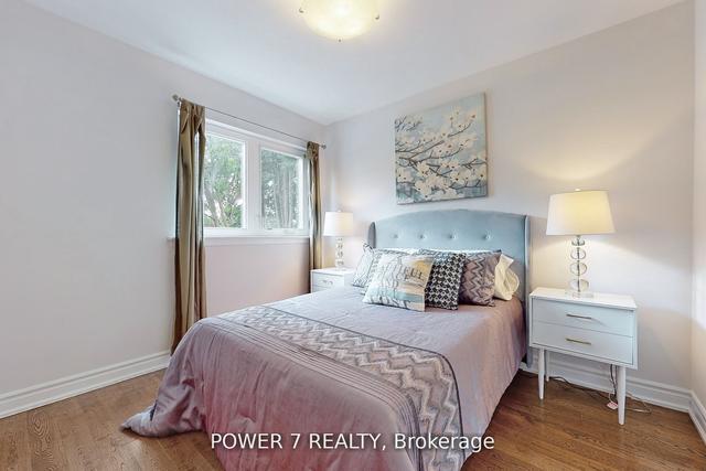 3 Fleetwell Crt S, House detached with 3 bedrooms, 3 bathrooms and 8 parking in Toronto ON | Image 14