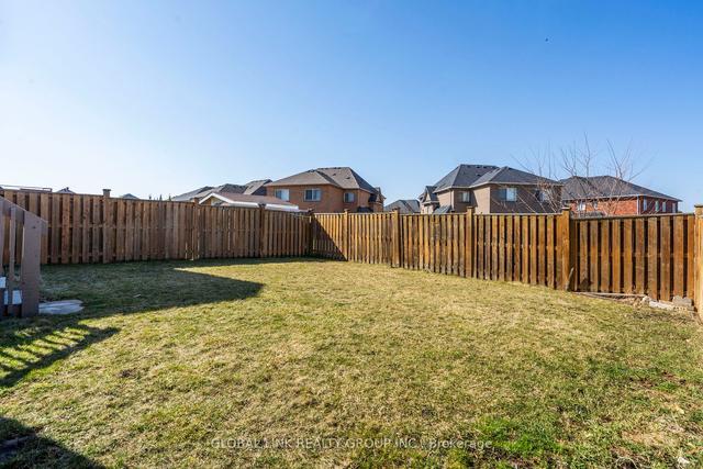 32 Dunnet St, House detached with 4 bedrooms, 3 bathrooms and 6 parking in Markham ON | Image 26