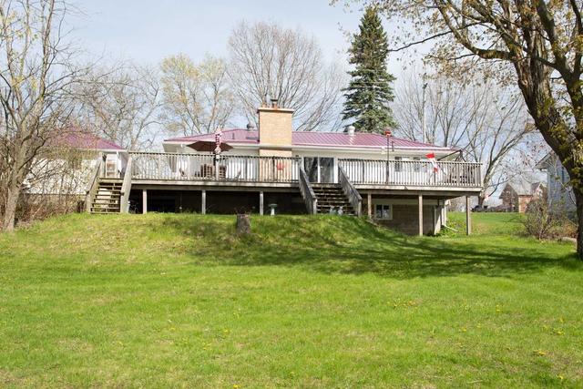 1282 Portage Rd, House detached with 3 bedrooms, 2 bathrooms and 7 parking in Kawartha Lakes ON | Image 24