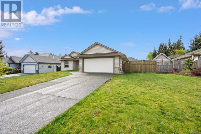 1295 Noel Ave, House detached with 3 bedrooms, 2 bathrooms and 4 parking in Comox BC | Image 1