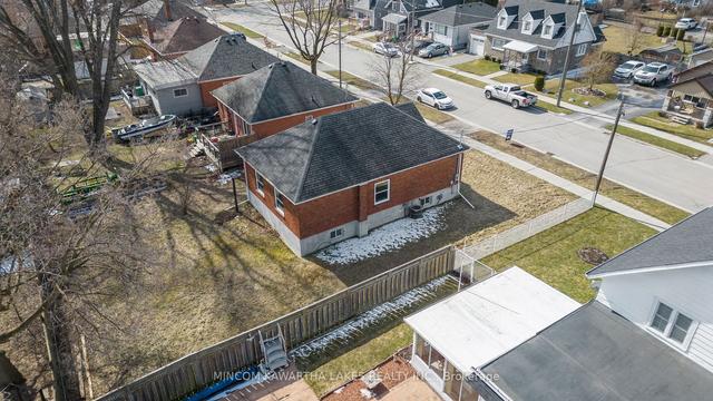 746 Payne St, House detached with 3 bedrooms, 1 bathrooms and 3 parking in Peterborough ON | Image 29