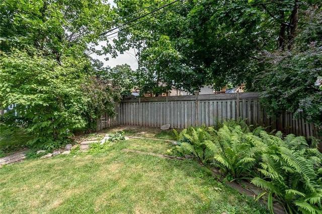 72 Edgemont St N, House detached with 3 bedrooms, 1 bathrooms and 0 parking in Hamilton ON | Image 13