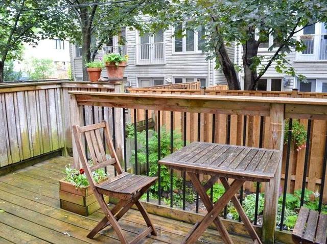 th10 - 1000 Dundas St E, Townhouse with 3 bedrooms, 3 bathrooms and 3 parking in Toronto ON | Image 3