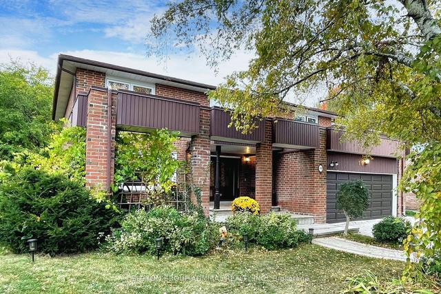 19 Carmel Crt, House detached with 5 bedrooms, 5 bathrooms and 6 parking in Toronto ON | Image 12