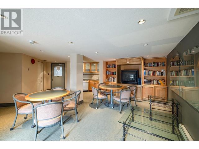 205 - 8220 Jones Road, Condo with 1 bedrooms, 1 bathrooms and 1 parking in Richmond BC | Image 12