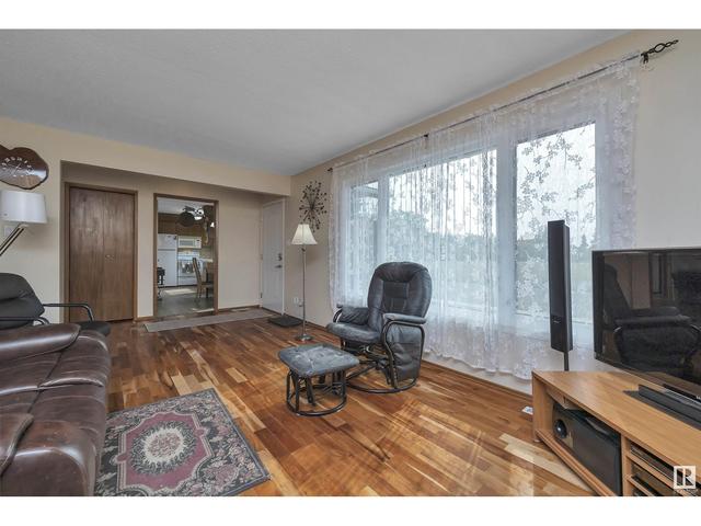 5120 53 Av, House detached with 4 bedrooms, 2 bathrooms and null parking in Redwater AB | Card Image