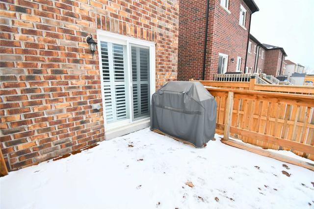 1293 Bardeau St, House attached with 3 bedrooms, 3 bathrooms and 2 parking in Innisfil ON | Image 19