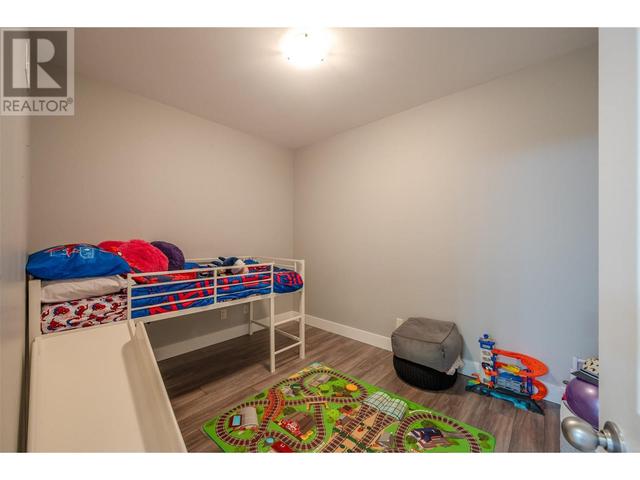 305 - 277 Yorkton Avenue, Condo with 2 bedrooms, 2 bathrooms and 1 parking in Penticton BC | Image 24