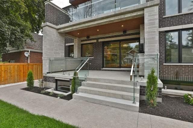 2596 Lake Shore Blvd W, House detached with 4 bedrooms, 5 bathrooms and 4 parking in Toronto ON | Image 17