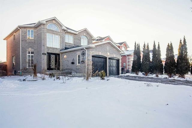 1914 Emerald Crt, House detached with 4 bedrooms, 3 bathrooms and 6 parking in Innisfil ON | Image 1