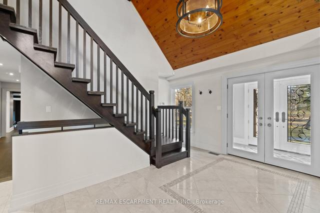 1670 Medad Springs Crt, House detached with 5 bedrooms, 5 bathrooms and 17 parking in Burlington ON | Image 31