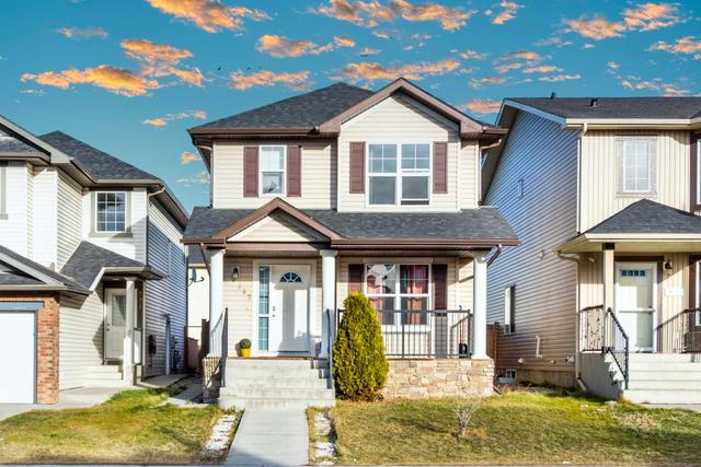 987 Taradale Drive, House detached with 4 bedrooms, 3 bathrooms and 2 parking in Calgary AB | Image 1