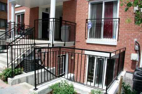 th808 - 12 Laidlaw St, Townhouse with 2 bedrooms, 1 bathrooms and 1 parking in Toronto ON | Image 1