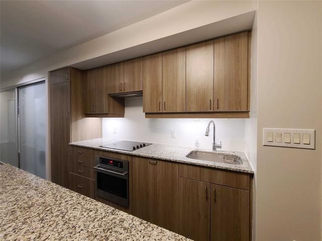 1001 - 426 University Ave, Condo with 1 bedrooms, 1 bathrooms and 0 parking in Toronto ON | Image 13