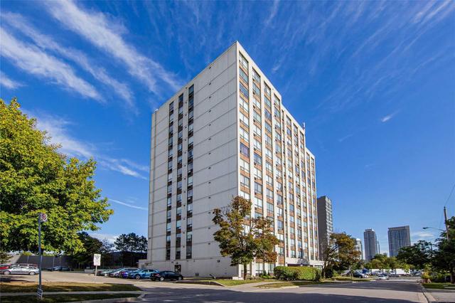 1206 - 1 Reidmount Ave, Condo with 3 bedrooms, 2 bathrooms and 1 parking in Toronto ON | Image 1