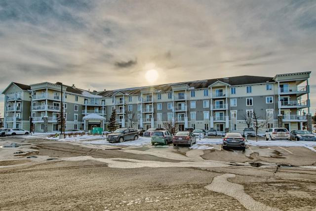 1118 - 1140 Taradale Drive Ne, Condo with 2 bedrooms, 2 bathrooms and 1 parking in Calgary AB | Image 3