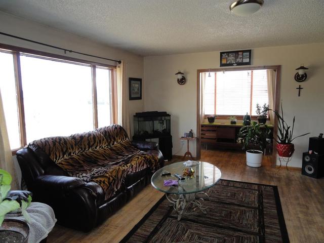 8350 22 Avenue, House detached with 3 bedrooms, 1 bathrooms and 10 parking in Crowsnest Pass AB | Image 9