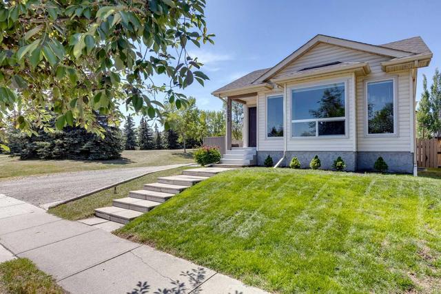 1035 Riverbend Drive Se, House detached with 4 bedrooms, 2 bathrooms and 2 parking in Calgary AB | Image 49