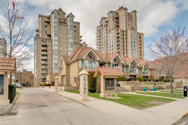 802 - 1152 Sunset Drive, Condo with 2 bedrooms, 2 bathrooms and 1 parking in Kelowna BC | Card Image