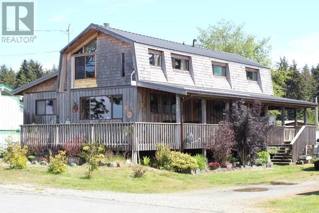379 Beach Road, House detached with 2 bedrooms, 2 bathrooms and null parking in North Coast E BC | Image 5
