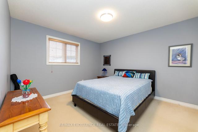 423 Mapleton Ave, House detached with 4 bedrooms, 3 bathrooms and 4 parking in Barrie ON | Image 19