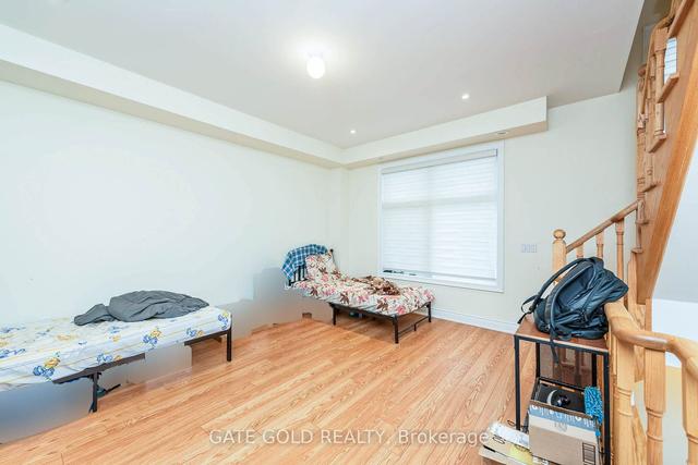 24 Tarmola Park Crt, House attached with 3 bedrooms, 4 bathrooms and 2 parking in Toronto ON | Image 2