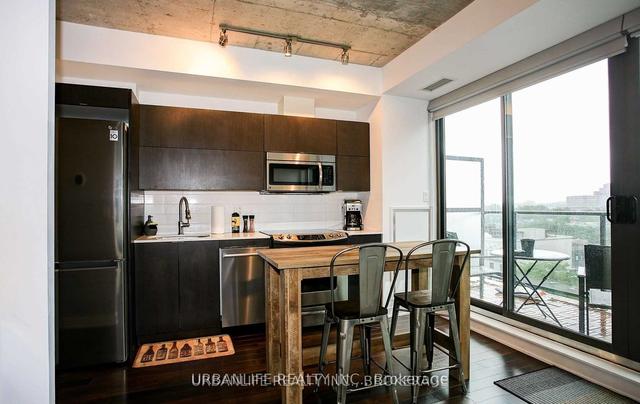 1004 - 32 Camden St, Condo with 1 bedrooms, 1 bathrooms and 0 parking in Toronto ON | Image 6